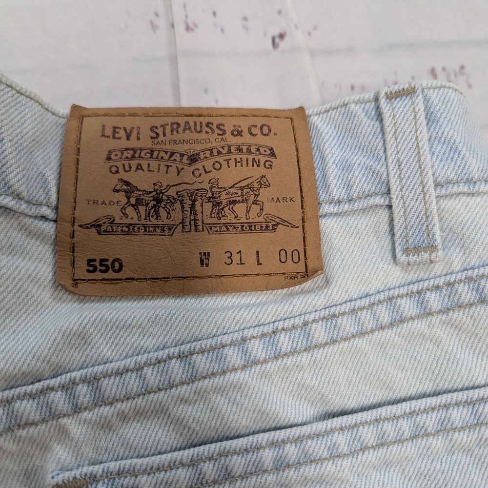Levis 550 Vintage Orange Tab Short - Picture 2 of 12